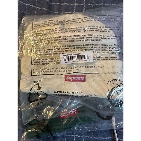 New Era® S Logo Beanie “natural” - Picture 4 of 4